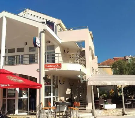 Galeb 3 Apartman Veli Iz